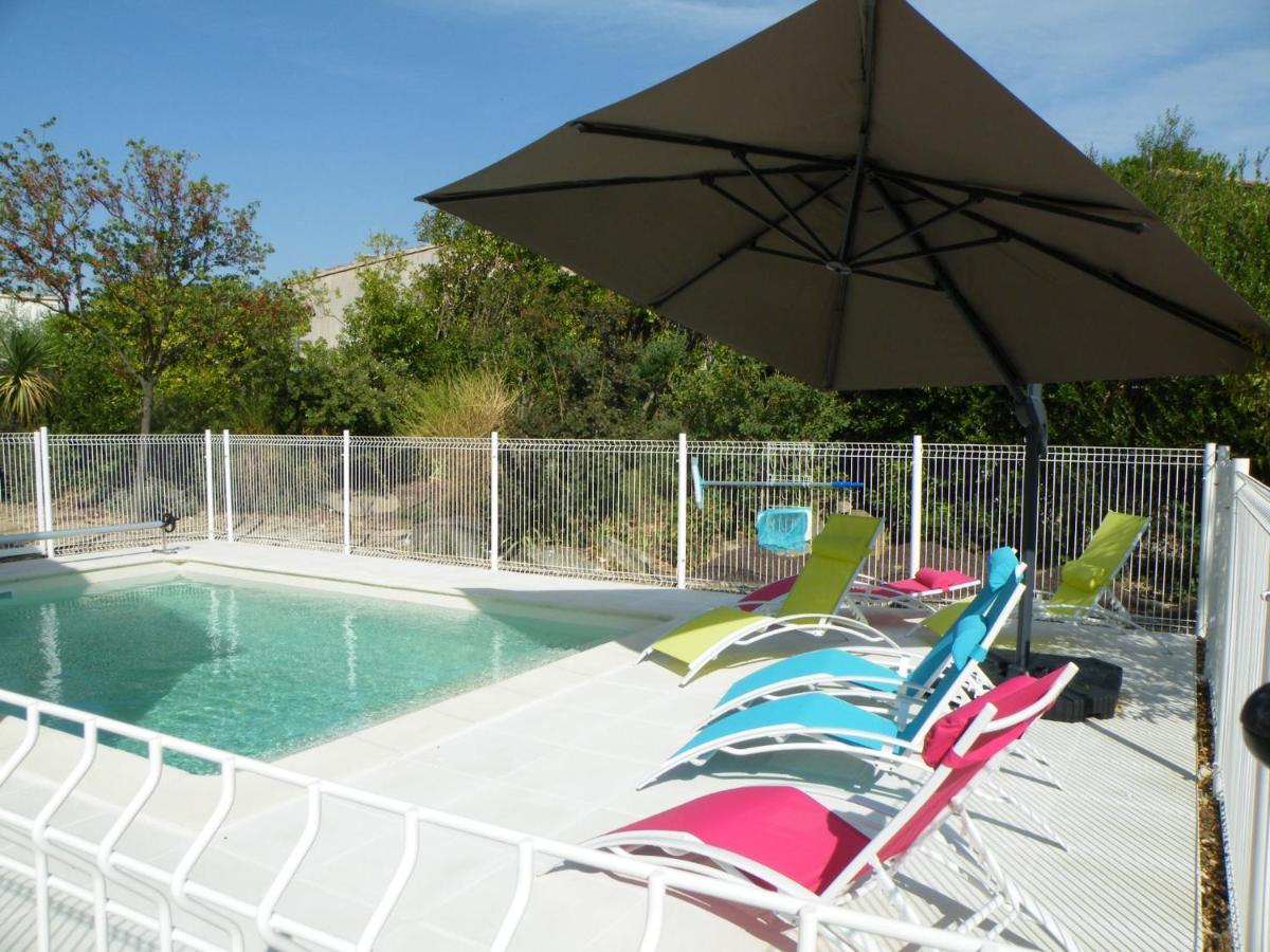 Maison Tout Confort Avec Piscine A Bédarrides Exteriér fotografie